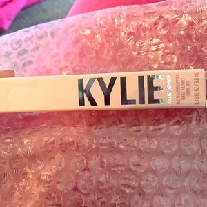 Kylies new brand new in box color khlos matte